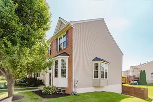 5141 McLauren Ln, Frederick, MD 21703 - Photo 4