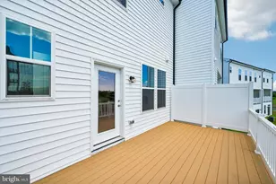 2109 Peace Lily Ln, Frederick, MD 21702 - Photo 16