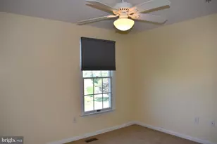 2174 E Greenleaf Dr, Frederick, MD 21702 - Photo 16