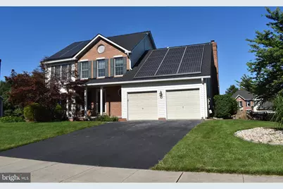 2174 E Greenleaf Drive, Frederick, MD 21702 - Photo 2
