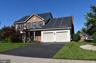 2174 E Greenleaf Dr, Frederick, MD 21702 - Photo 2