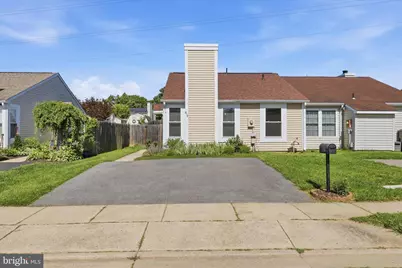 819 Chadwick Circle, Frederick, MD 21701 - Photo 2