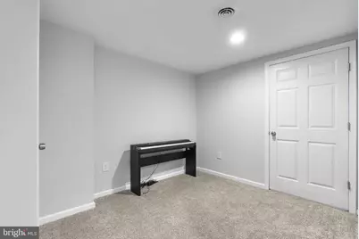 1412 Rollinghouse Drive, Frederick, MD 21703 - Photo 32