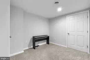 1412 Rollinghouse Dr, Frederick, MD 21703 - Photo 32