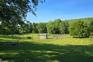 8613 Hollow Rd, Middletown, MD 21769 - Photo 4