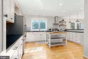 8613 Hollow Rd, Middletown, MD 21769 - Photo 10