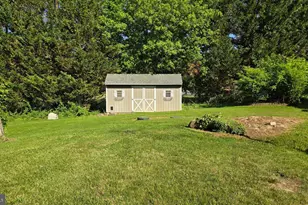 8613 Hollow Rd, Middletown, MD 21769 - Photo 6