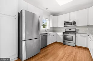 2498 Lakeside Drive, Frederick, MD 21702 - Photo 12