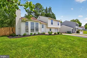 1309 Butterfly Ln, Frederick, MD 21703 - Photo 2