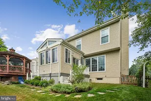 9035 Allington Manor Cir W, Frederick, MD 21703 - Photo 16