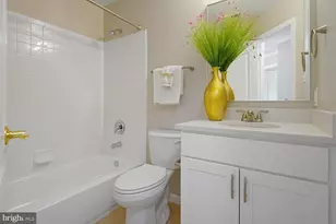 9035 Allington Manor Cir W, Frederick, MD 21703 - Photo 24