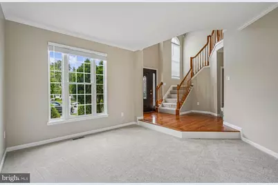 9035 Allington Manor Circle W, Frederick, MD 21703 - Photo 6