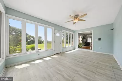 325 E Mountain Road, Knoxville, MD 21758 - Photo 20