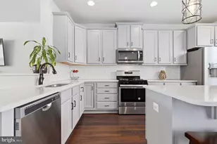203 Longley Grn Dr, Walkersville, MD 21793 - Photo 12