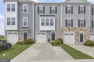 203 Longley Grn Dr, Walkersville, MD 21793 - Photo 1