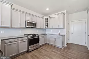 4922 MacDonough Pl, Frederick, MD 21703 - Photo 8