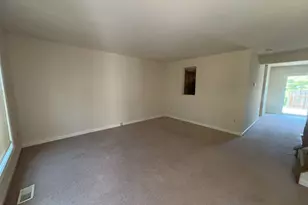 5614 Denton Ct, Frederick, MD 21703 - Photo 2
