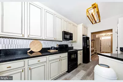 2250 Wetherburne Way, Frederick, MD 21702 - Photo 4