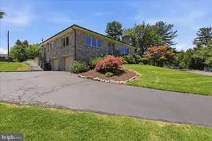 5989 Grove Hill Rd, Frederick, MD 21703 - Photo 4