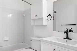 114 Lavenport Cir, Frederick, MD 21702 - Photo 10
