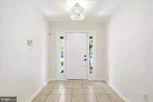 114 Lavenport Cir, Frederick, MD 21702 - Photo 6