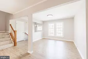 2433 Dunmore Ct, Frederick, MD 21702 - Photo 4