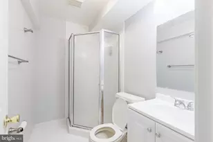 2433 Dunmore Ct, Frederick, MD 21702 - Photo 28