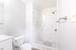 2433 Dunmore Ct, Frederick, MD 21702 - Photo 16