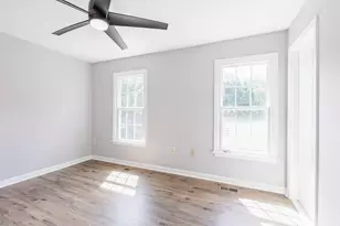 2433 Dunmore Ct, Frederick, MD 21702 - Photo 14