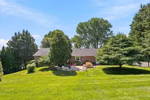 5212 Ernie Ln, Frederick, MD 21703 - Photo 4