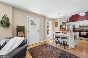 10801 Lake Ct E, New Market, MD 21774 - Photo 8