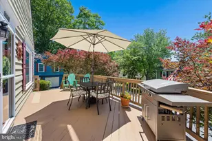 10801 Lake Ct E, New Market, MD 21774 - Photo 2
