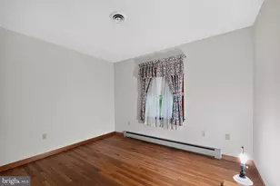 9810 Woodsboro Rd, Frederick, MD 21701 - Photo 20