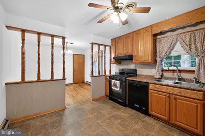 9810 Woodsboro Road, Frederick, MD 21701 - Photo 12