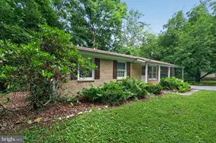 9810 Woodsboro Rd, Frederick, MD 21701 - Photo 2