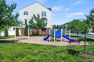 4935 Small Gains Wy, Frederick, MD 21703 - Photo 6
