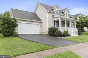 105 Spring Blossom Ln, New Market, MD 21774 - Photo 2
