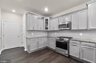 4942 MacDonough Pl, Frederick, MD 21703 - Photo 8