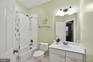 9045 McPherson St, Frederick, MD 21704 - Photo 18