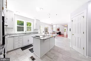 6135 Fieldcrest Ct, Frederick, MD 21701 - Photo 10