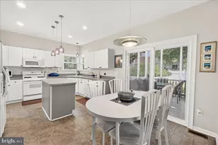 1207 Palladian Way, Frederick, MD 21702 - Photo 10