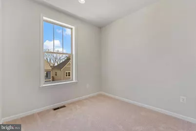 1727 Evansberry Dr, Frederick, MD 21701 - Photo 32