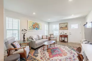 360 Shortleaf Cir, Frederick, MD 21702 - Photo 4