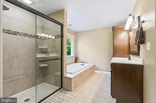9009 Shadybrook Dr, Frederick, MD 21701 - Photo 22