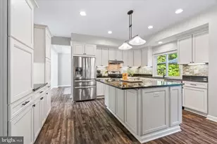 9009 Shadybrook Dr, Frederick, MD 21701 - Photo 8
