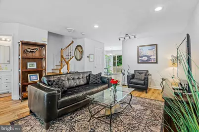 9245 Ridgefield Circle, Frederick, MD 21701 - Photo 6