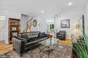 9245 Ridgefield Cir, Frederick, MD 21701 - Photo 6