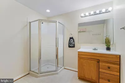 9245 Ridgefield Circle, Frederick, MD 21701 - Photo 32