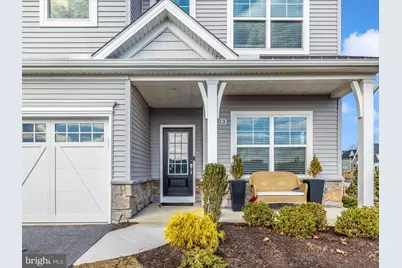 2813 Hillfield Drive, Frederick, MD 21702 - Photo 2
