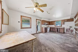 17016 Sabillasville Rd, Sabillasville, MD 21780 - Photo 12